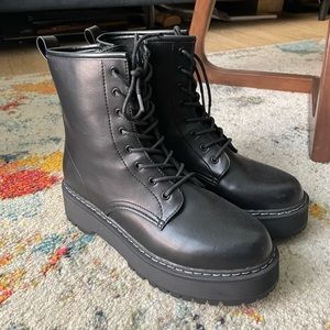 Platform Steve Madden Boots